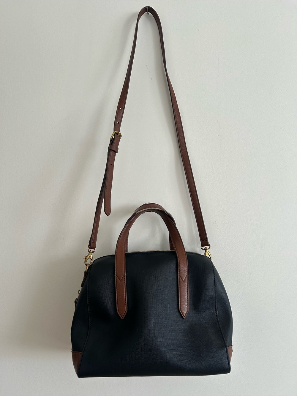 FOSSIL Classic Black and Brown Two-Tone Satchel Bag - Picture 6 of 13
